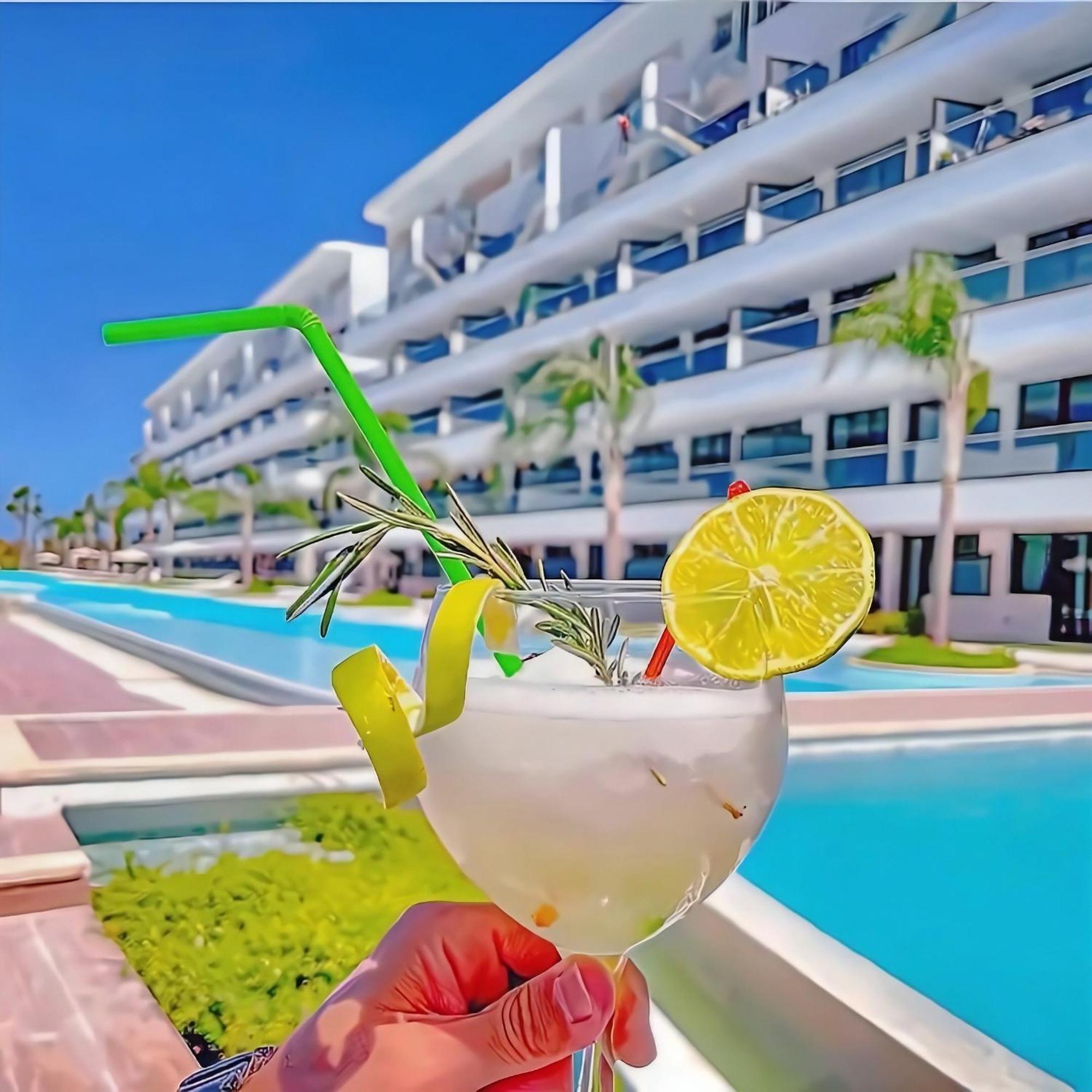 Apartamento Trendy, Airport Trans プンタ・カナ エクステリア 写真